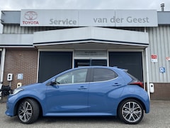 Toyota Yaris - 1.5 Hybrid Executive Stoelverwarming / Stuurverwarming / Camera