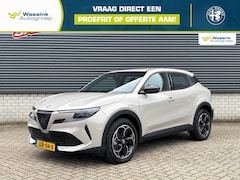 Alfa Romeo Junior - 54 kWh 156pk Elettrica | Adaptieve Cruise Control | Parkeersensoren achter | Apple Carplay