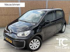 Volkswagen e-Up! - 37 kWh Stoelverwarming | Verwarmde voorruit | Achteruitrijcamera | Cruise & Climate contro