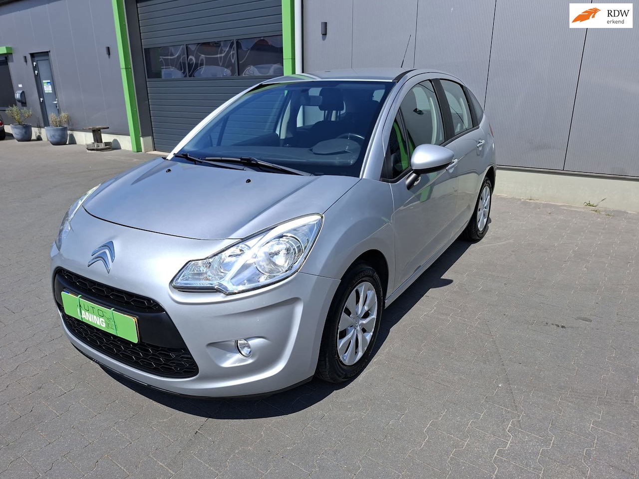 Citroën C3 - 1.4 Essentiel in nette staat en lage KM stand!! Zeer goed onderhouden Airco Cruise Nieuwe - AutoWereld.nl