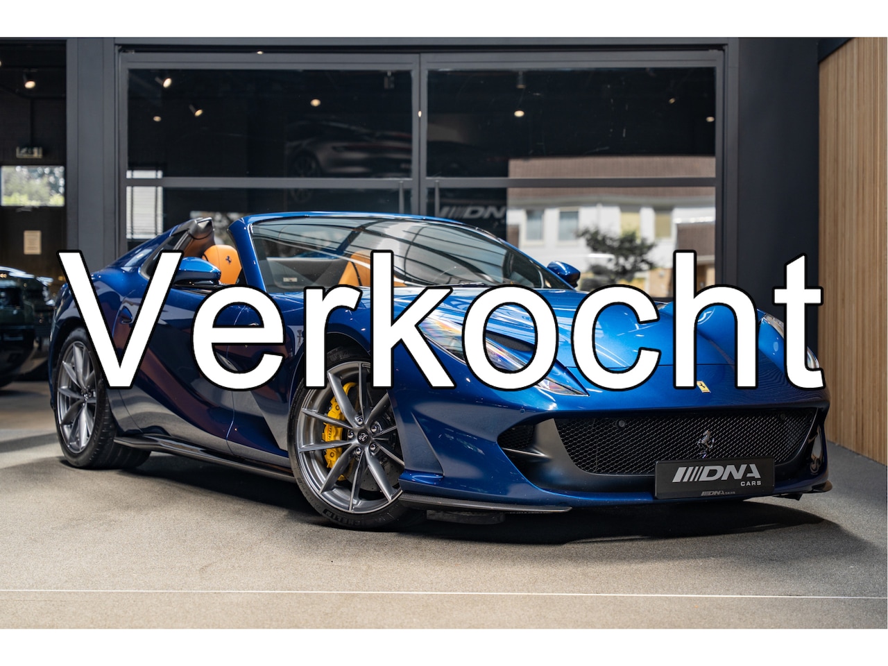 Ferrari 812 GTS - Full Carbon Blu TDF Lift JBL 6.5 V12 HELE Full Carbon - AutoWereld.nl