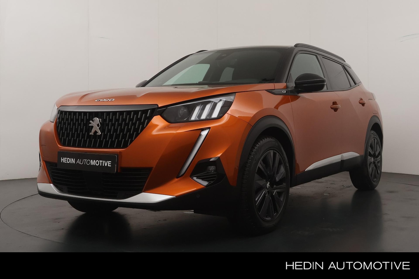 Peugeot 2008 - 1.2 155pk GT Automaat | Full Options | Trekhaak | Elektrisch Panoramadak | Adaptieve Cruis - AutoWereld.nl