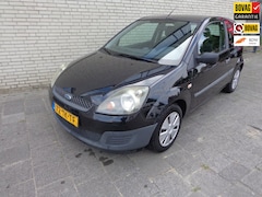 Ford Fiesta - 1.3-8V Champion Nieuwe APK/Aflbeurt enAIRCO