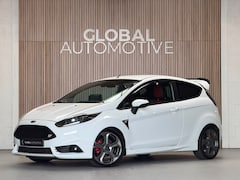 Ford Fiesta - 1.6 ST2 - Navi - Climate - PDC
