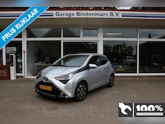 Toyota Aygo - 1.0 VVT-I X-Joy, Automaat, Carplay, Camera, Lichtm.velgen