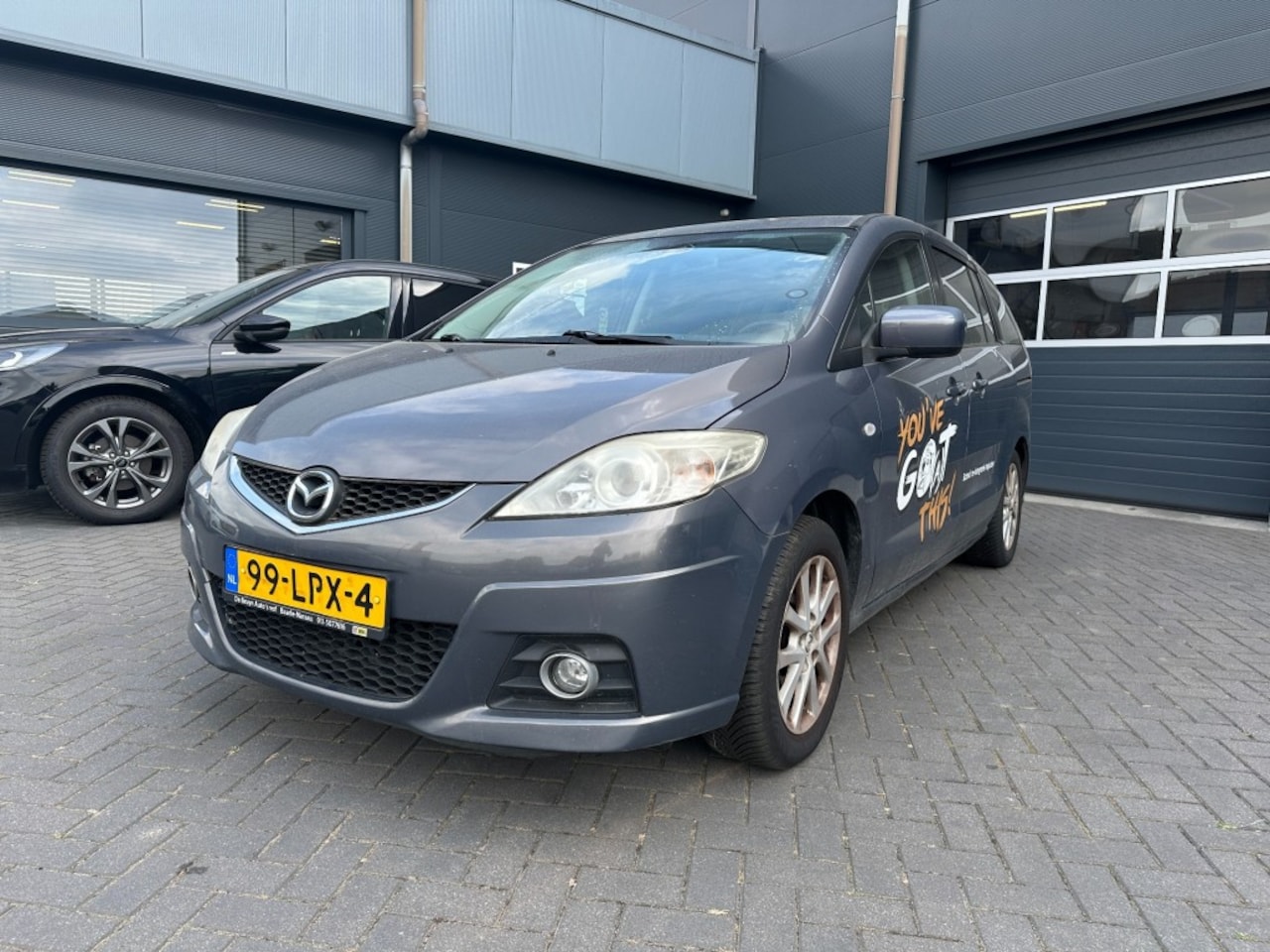 Mazda 5 - 2.0  7 pers. met airco - AutoWereld.nl