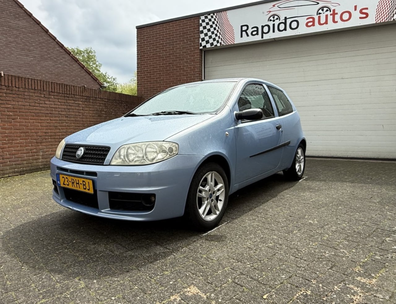 Fiat Punto - 1.2 NAVIGATOR Airco APK tot 04 2027 - AutoWereld.nl