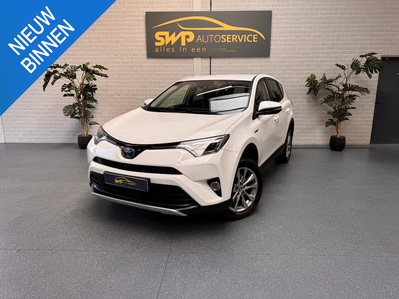 Toyota RAV4 - 2.5 Hybrid Executive | Leer | 360 Cam | ACC | Afn trekhaak - AutoWereld.nl