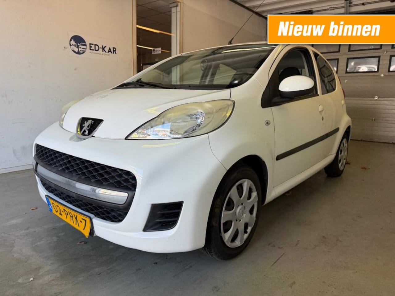 Peugeot 107 - 1.0-12V XS 5DRS AIRCO 2DE EIG. NAP APK 4-2027 RIJDT GOED NETTE AUTO - AutoWereld.nl