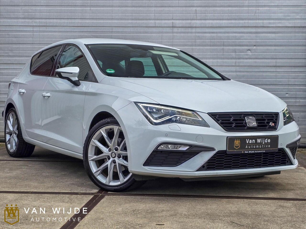 SEAT Leon - 1.4 FR AUTOMAAT|CARPLAY|CAMERA|STOELVERW. - AutoWereld.nl
