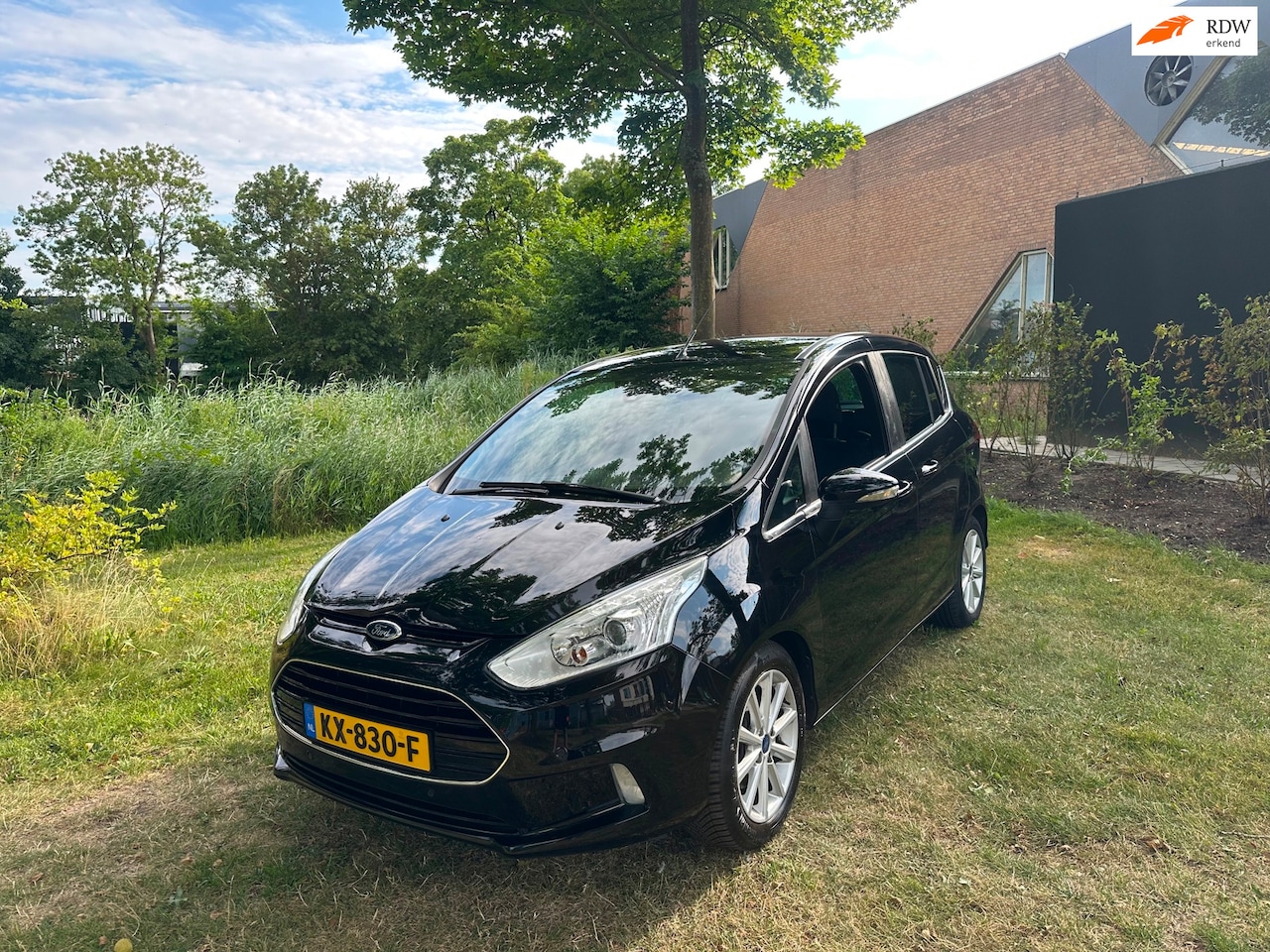 Ford B-Max - 1.0 EcoBoost Titanium Airco Cruise PDC NW APK - AutoWereld.nl