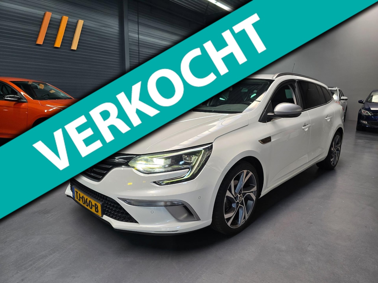 Renault Mégane Estate - 1.5 dCi GT-Line MASSAGE LED CAMERA NAP NL AUTO - AutoWereld.nl