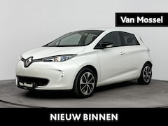 Renault Zoe - R110 Limited 41 kWh | Koop Accu | Navigatie | Android Auto | Stoelverwarming | Keyless Ent