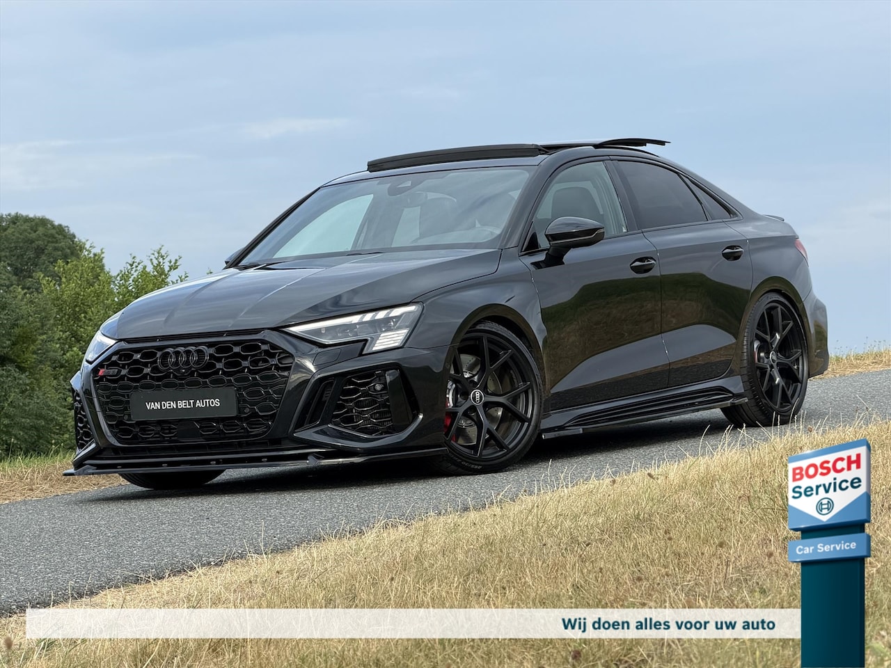 Audi RS3 - Rs3 2.5 TFSI 400PK Quattro / Pano / Head-up / Bang&Olfsen / Incl BTW / Memory / Schaalstoe - AutoWereld.nl