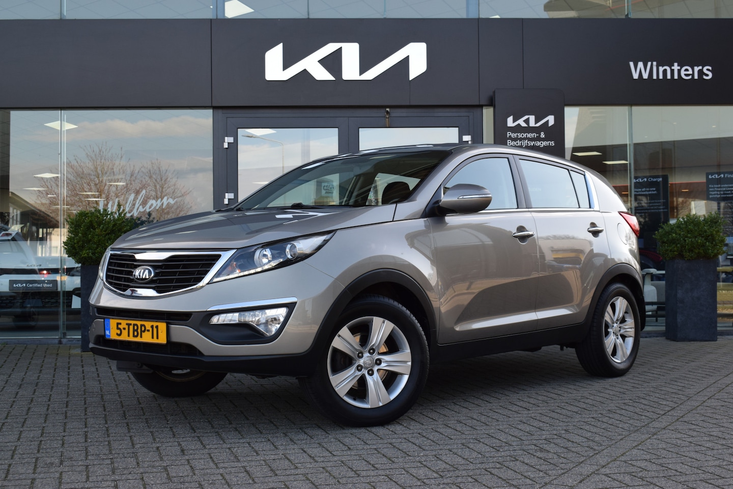 Kia Sportage - 2.0 Comfort Pack | Trekhaak | Navigatie | Camera | Airco | Bluetooth I 1e Eigenaar! - AutoWereld.nl