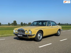 Daimler Double Six - 5.3 V12 origineel NL auto, zeer lage km stand