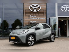 Toyota Aygo X - 1.0 VVT-i S-CVT Envy Automaat 72pk | Aangepast naar handgas/rem | Elektrisch vouwdak | Par