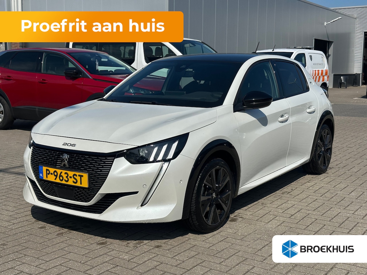 Peugeot 208 - 1.2 PureTech GT Pack Adaptieve Cruise | Leder/Alcantara Stoelen | Camera | Carplay | LED | - AutoWereld.nl