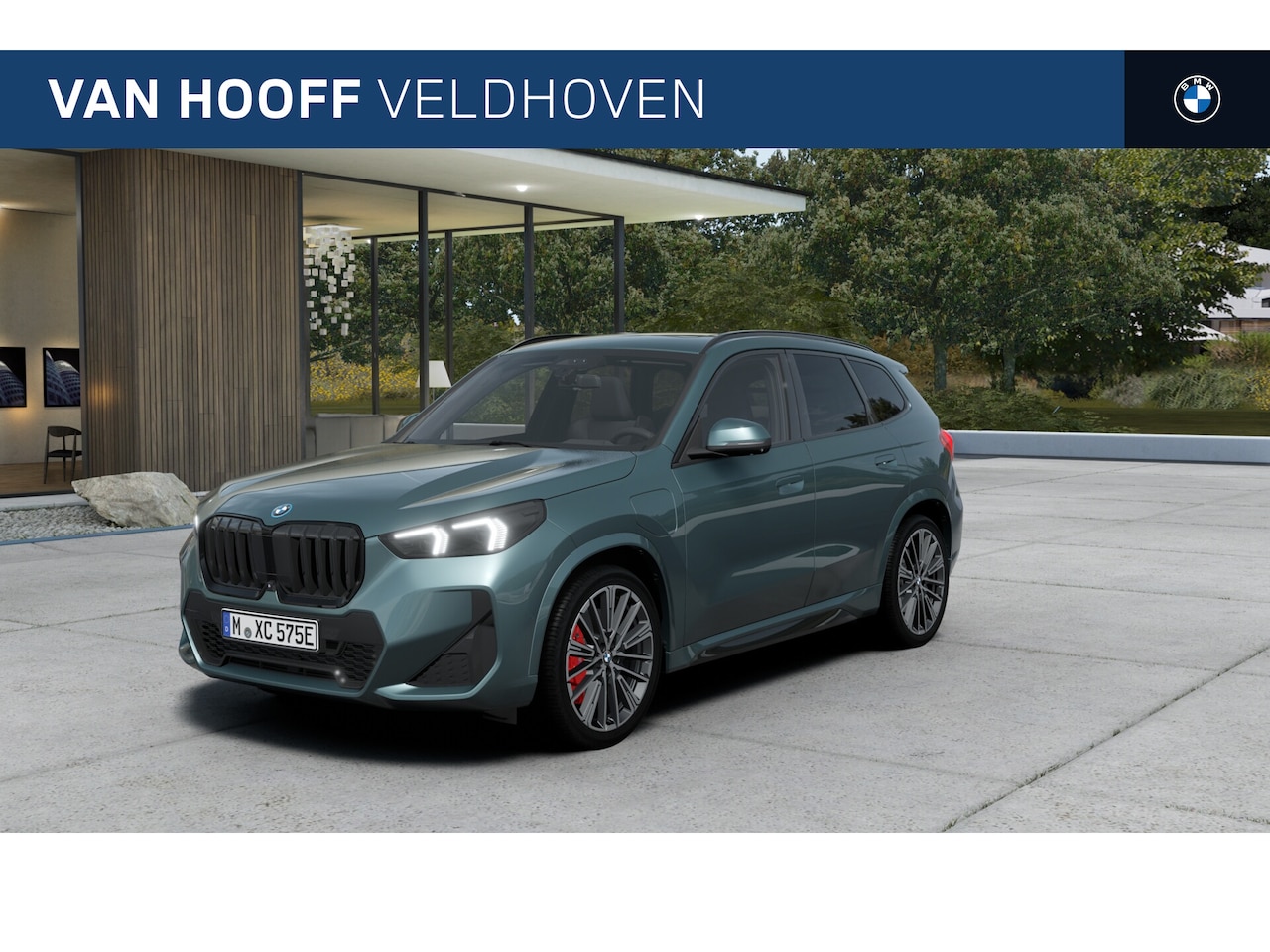 BMW X1 - xDrive25e M Sport Automaat / Panoramadak / Trekhaak / Adaptieve LED / Sportstoelen / M Ada - AutoWereld.nl
