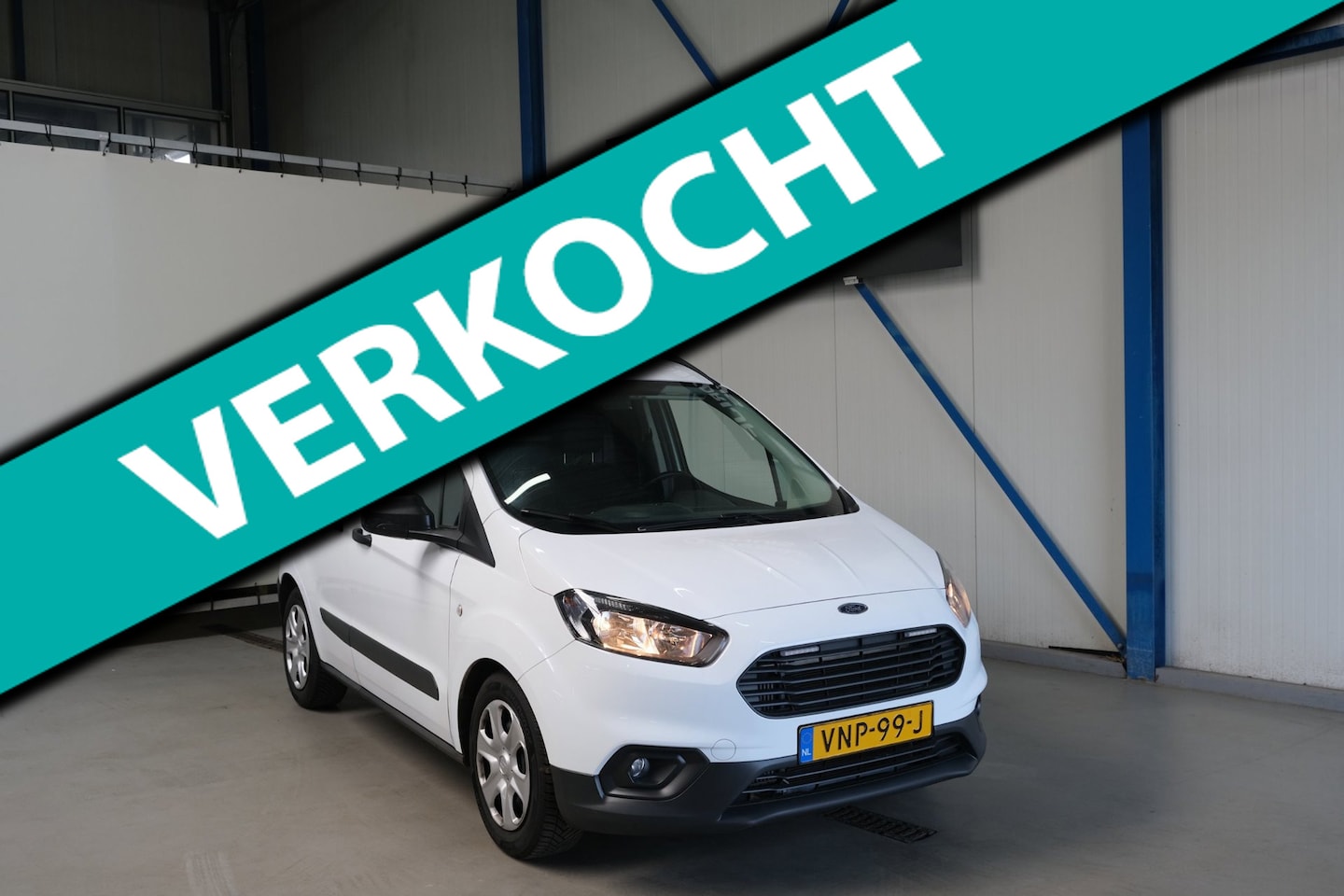 Ford Transit Courier - 1.0 Benzine > MOTOR DEFECT < - AutoWereld.nl