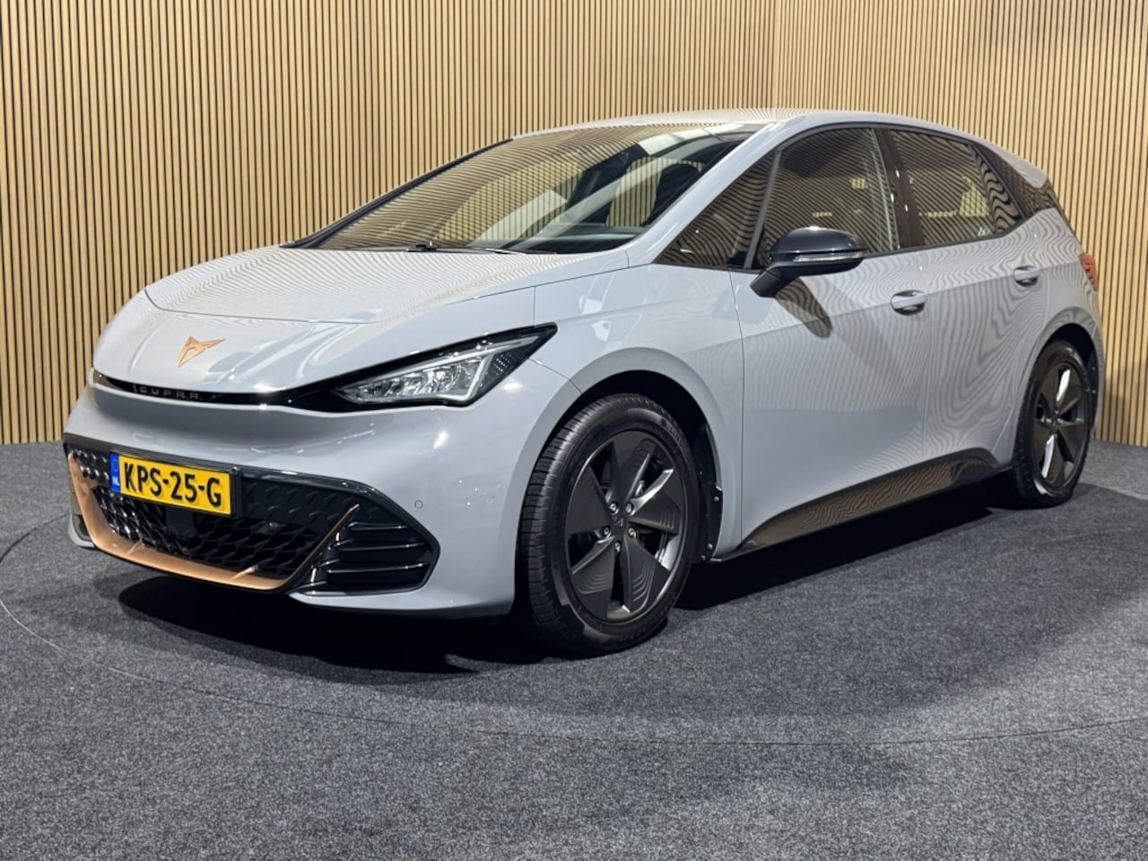 CUPRA Born - Business 62 kWh | Warmtepomp | Stoel/stuurverwarming | Camera | - AutoWereld.nl
