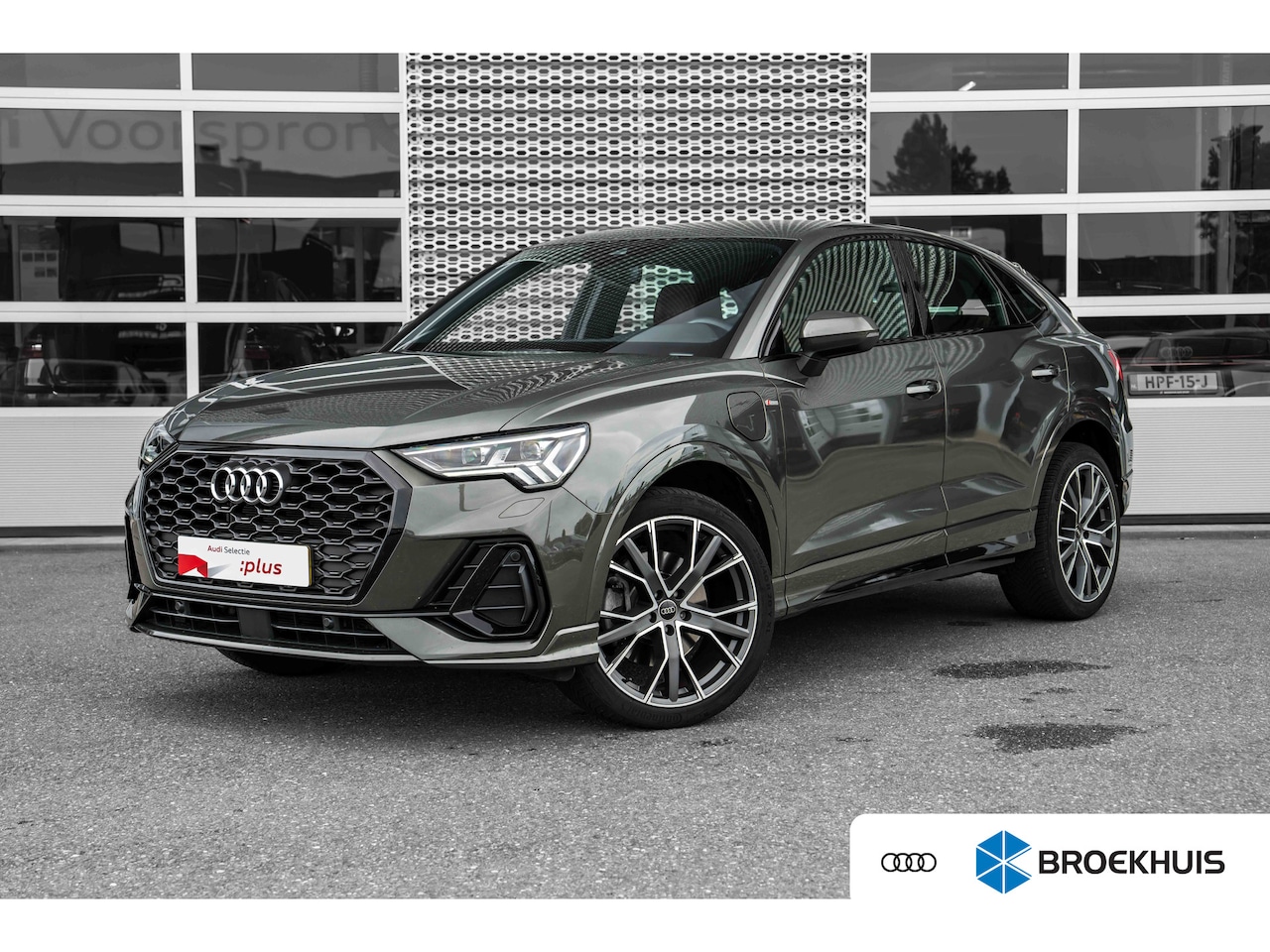 Audi Q3 Sportback - 45 TFSI e S Edition | Exclusive Lak | Camera | Leder | ACC | | Achteruitrijcamera | Apple - AutoWereld.nl