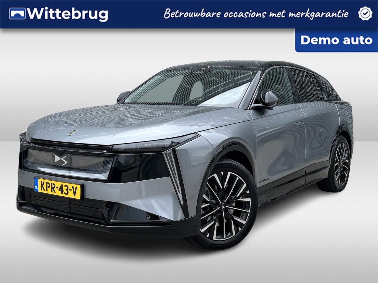 DS No 7 - E-Tense Etoile 74 kWh ERVAAR HEM NU TIJDENS EEN PROEFRIT - AutoWereld.nl