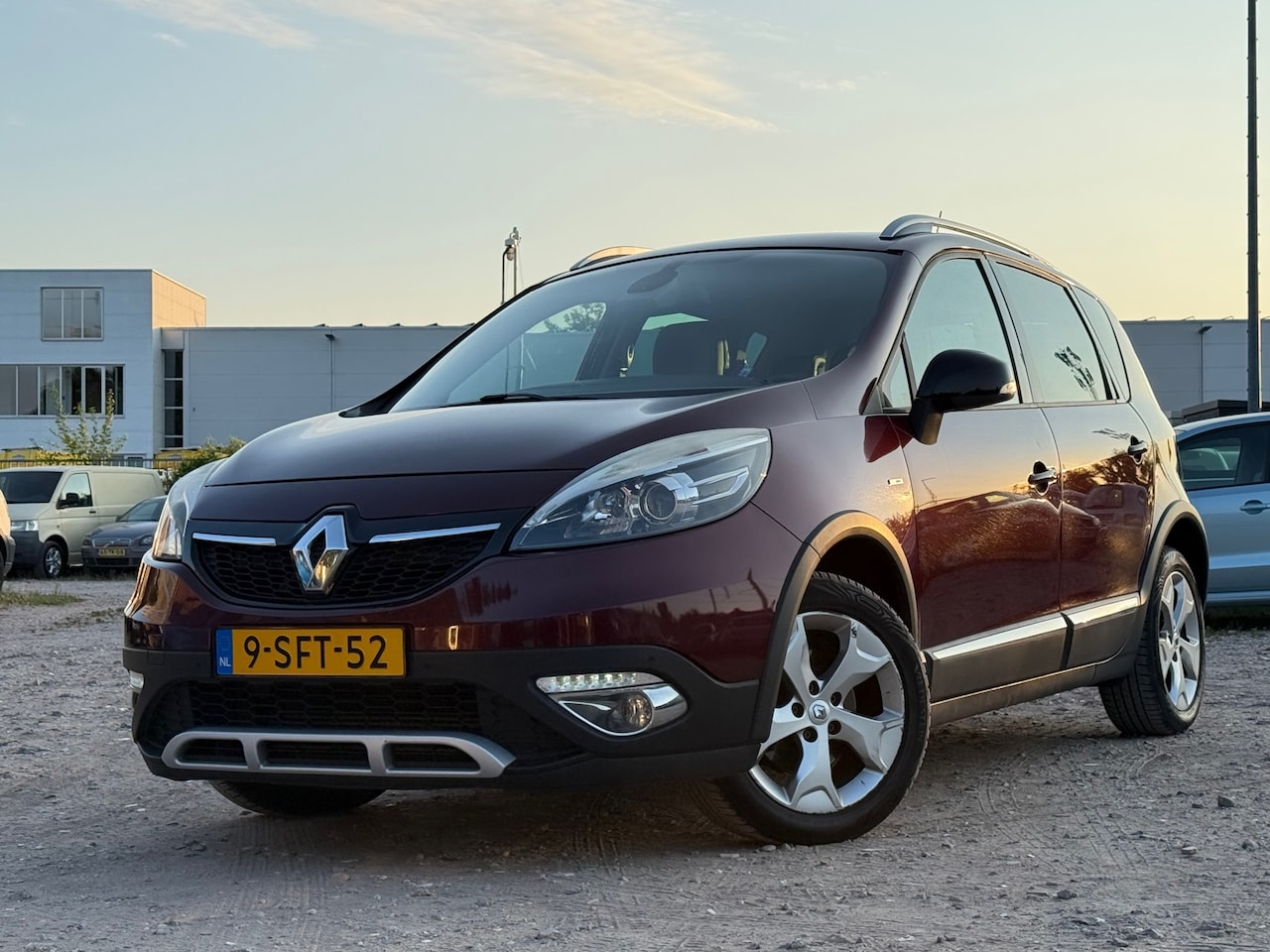 Renault Scénic Xmod - 1.2 TCe Bose/ 6BAK/ DIGITAAL DASH - AutoWereld.nl