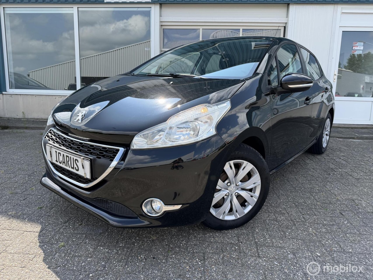 Peugeot 208 - 1.2 VTi Access |airco|nap|cruise|navi - AutoWereld.nl