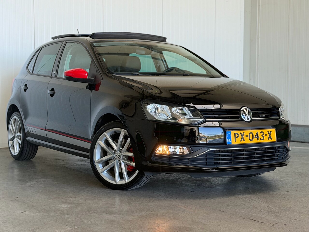 Volkswagen Polo - 1.0 TSI Highline Beats | Pano | PDC V+A | Rijklaar - AutoWereld.nl