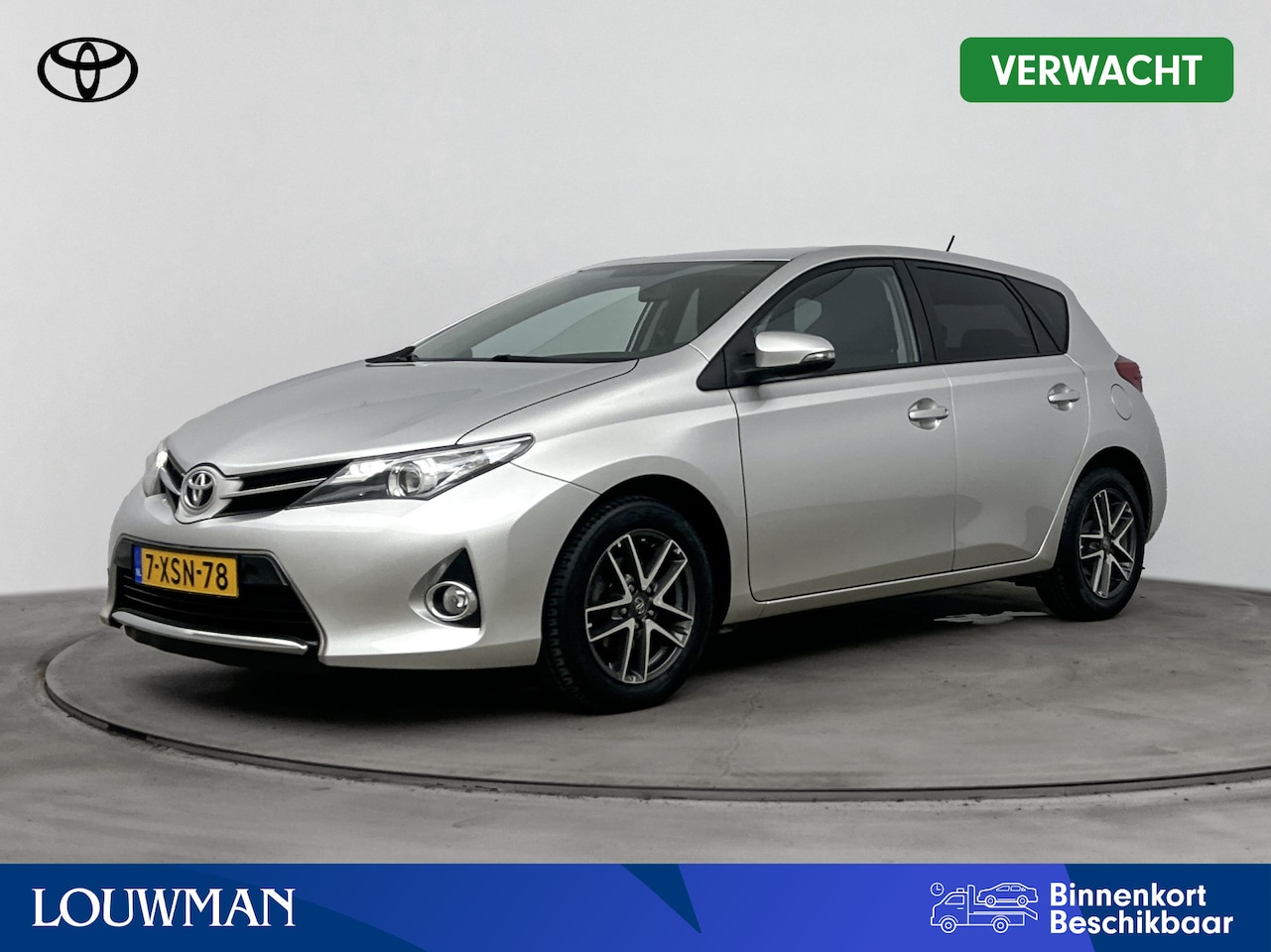 Toyota Auris - 1.6 Trend | 1300kg trekgewicht | Stoelverwarming | Parkeercamera | - AutoWereld.nl