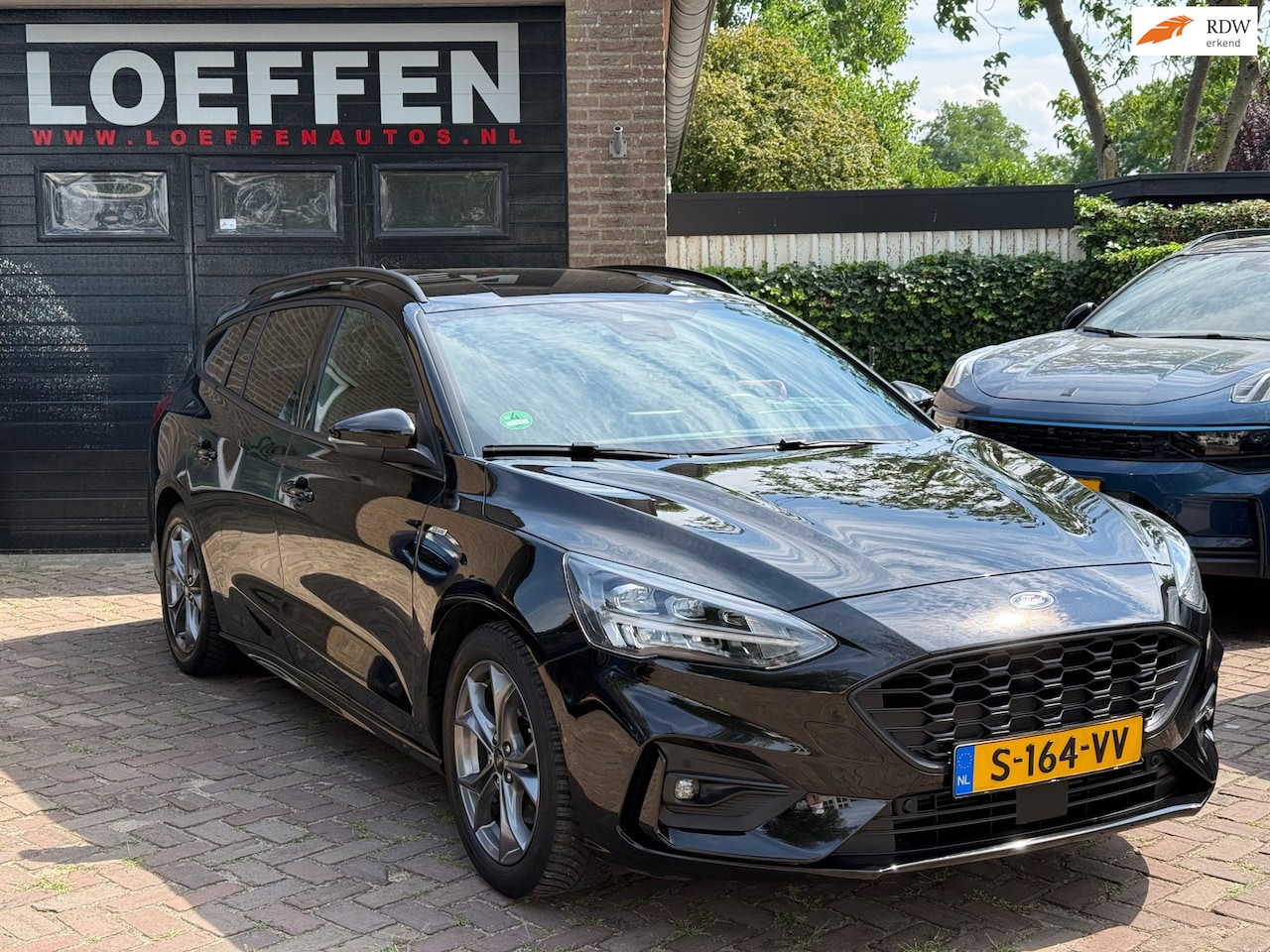 Ford Focus Wagon - 1.0 EcoBoost Hybrid ST Line Business 1.0 EcoBoost Hybrid ST Line Business HUD, Trekhaak - AutoWereld.nl