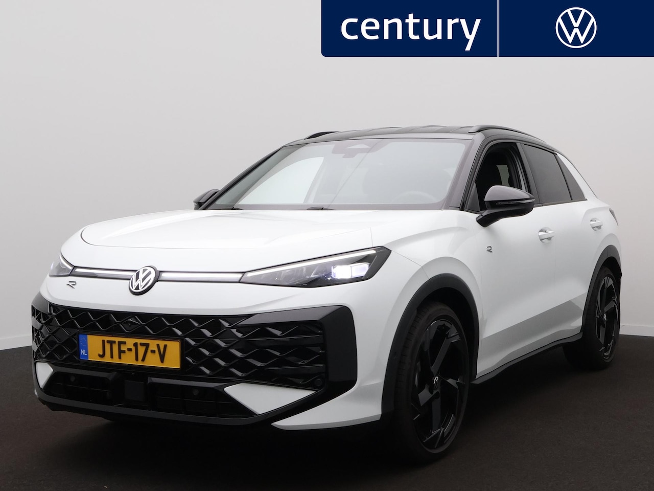 Volkswagen T-Roc - R-Line First Edition 1.5 eTSI 150 PK Navigatie - 20 Inch - Trekhaak - Head-up display - Ca - AutoWereld.nl