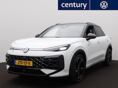 Volkswagen T-Roc - R-Line First Edition 1.5 eTSI 150 PK Navigatie - 20 Inch - Trekhaak - Head-up display - Ca