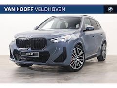 BMW X1 - xDrive25e M Sport Automaat / Panoramadak / Trekhaak / Sportstoelen / Parking Assistant Plu