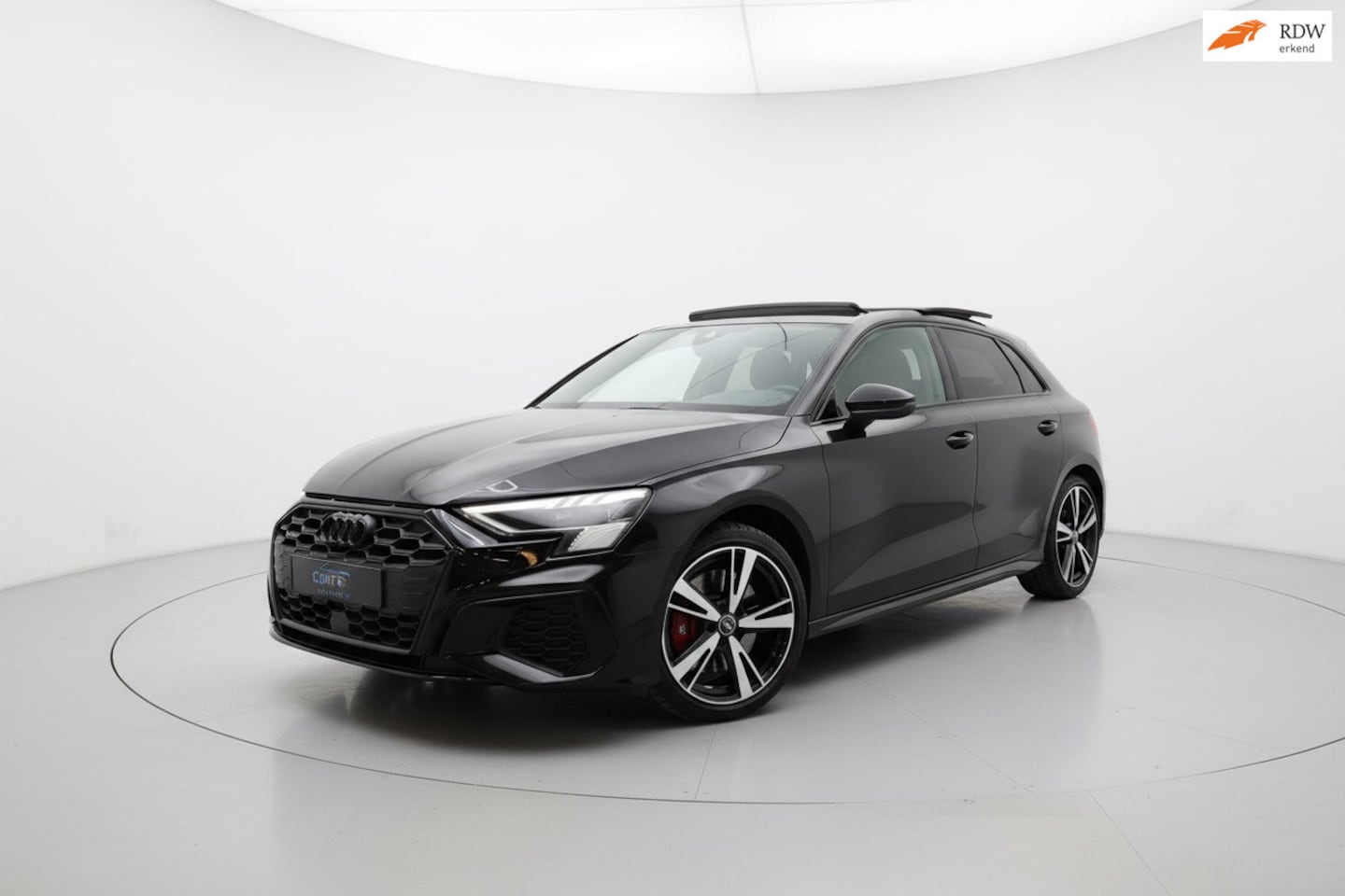 Audi S3 - Sportback 2.0 TFSI S3 quattro PANO HEAD UP B&O SFEER - AutoWereld.nl