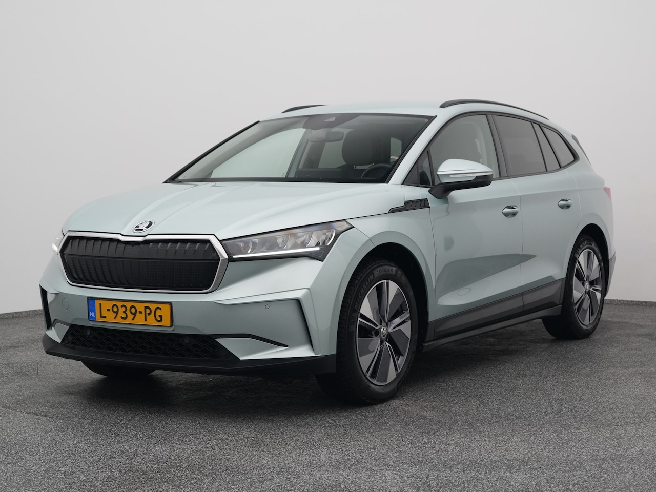 Skoda Enyaq iV - 60 | CAMERA | ADAPTIVE | STOEL- EN STUURVERW. | TREKHAAK - AutoWereld.nl