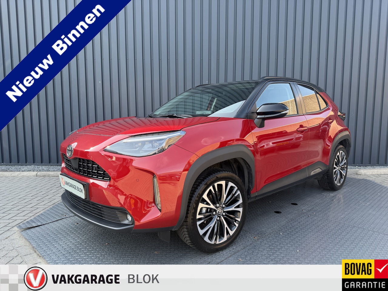 Toyota Yaris Cross - 1.5 Hybrid 130 Executive AWD | Pano dak | Allseason | 10jr GARANTIE | Rijklaar!! - AutoWereld.nl