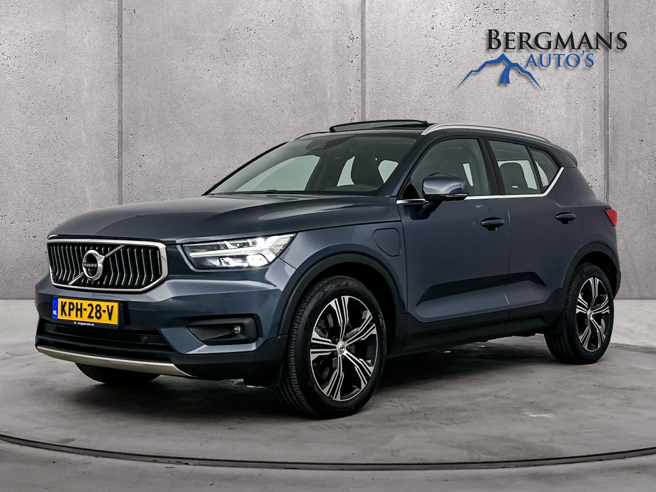 Volvo XC40 - 1.5 T5 Recharge Inscription PLUG-IN // SCHUIFDAK // STUUR+STOEL VERWARMING // LEDER // - AutoWereld.nl