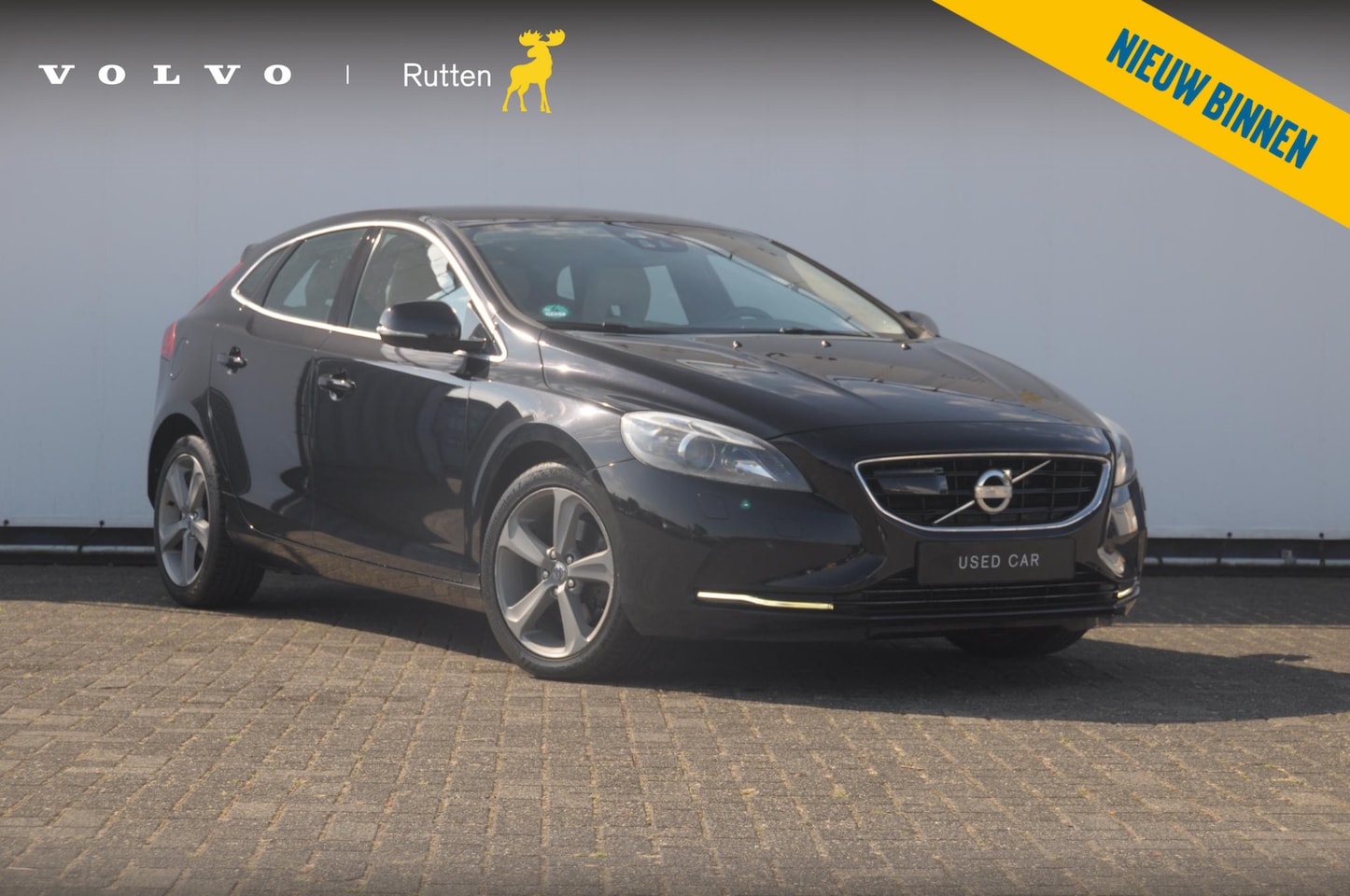 Volvo V40 - T4 180PK Handgeschakeld Summum - AutoWereld.nl
