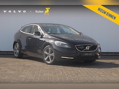 Volvo V40 - T4 180PK Handgeschakeld Summum Achteruitrij camera/ Parkeersensoren achter/ Cruise Control