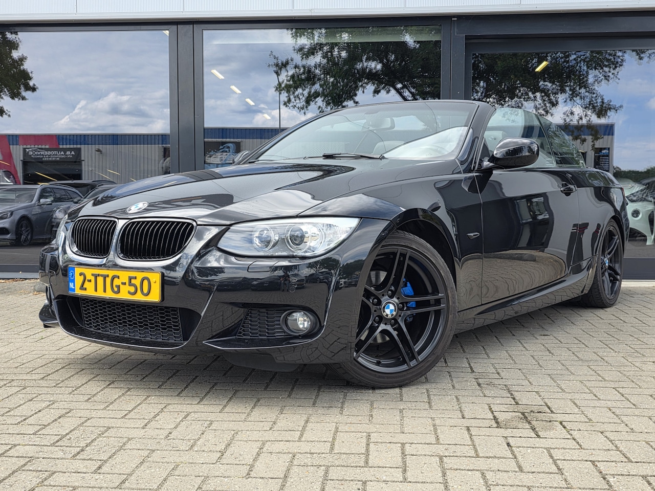 BMW 3-serie Cabrio - 320i Edition + M-SPORT + HARMAN KARDON + VOLLEER + XENON - AutoWereld.nl