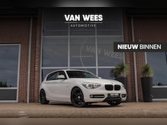 BMW 1-serie - 118i Sport Line | Sportstuur | Stoelverwarming | Xenon adaptief | PDC | Climate control |
