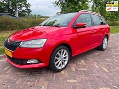 Skoda Fabia Combi - 1.0 TSI Business Edition-Navi-Pano-1e eigenaar