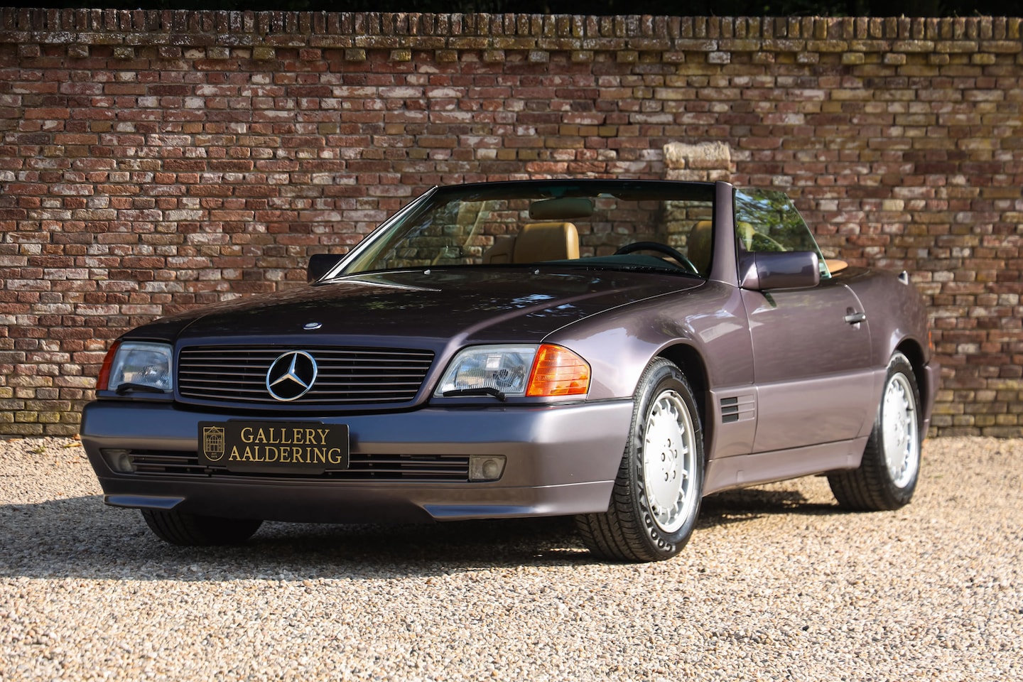 Mercedes-Benz SL-klasse Cabrio - 500 "Bornite over Safran" Ordered by a Swiss person - "And they never order a car without - AutoWereld.nl