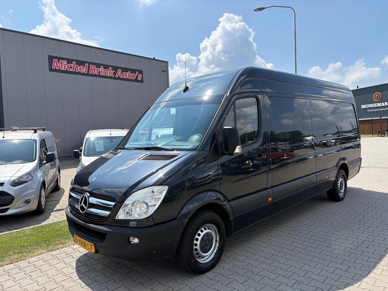 Mercedes-Benz Sprinter - 319 V6 432 Airco Xenon - AutoWereld.nl
