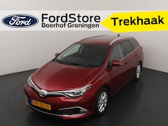Toyota Auris Touring Sports - 1.2T 116pk Executive | Trekhaak | Lederen bekleding | Camera | Cruise | Stoel verwarming |