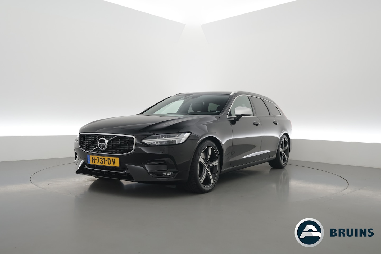 Volvo V90 - 2.0 T5 R-Design Polestar | Rijklaar | Bowers & Wilkins | Trekhaak | Standkachel | Head-up - AutoWereld.nl