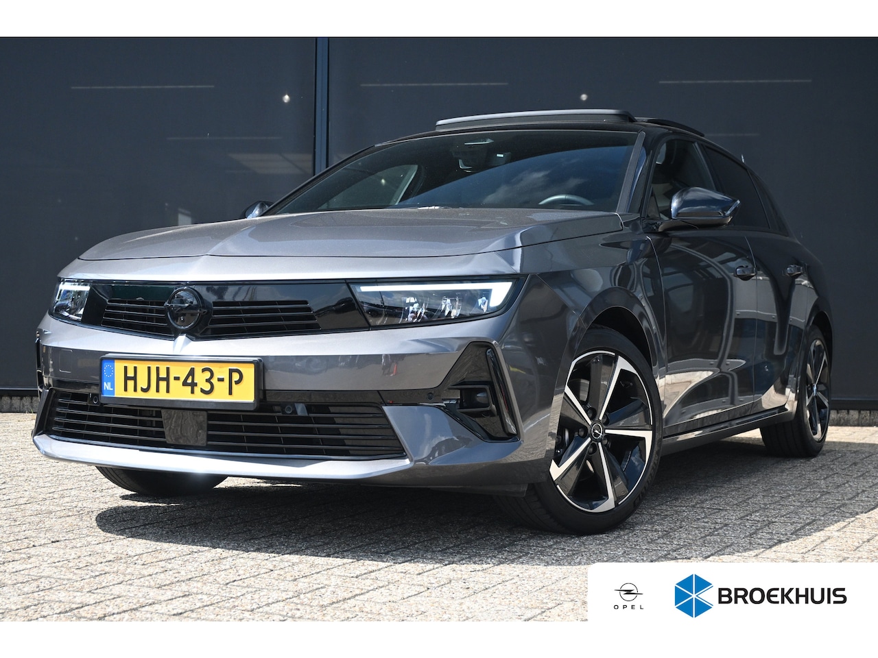Opel Astra - 1.2 Turbo Hybrid GS | Schuif-/Kanteldak | Navigatie | Stoel/Stuurverwarming | AGR-Stoelen - AutoWereld.nl