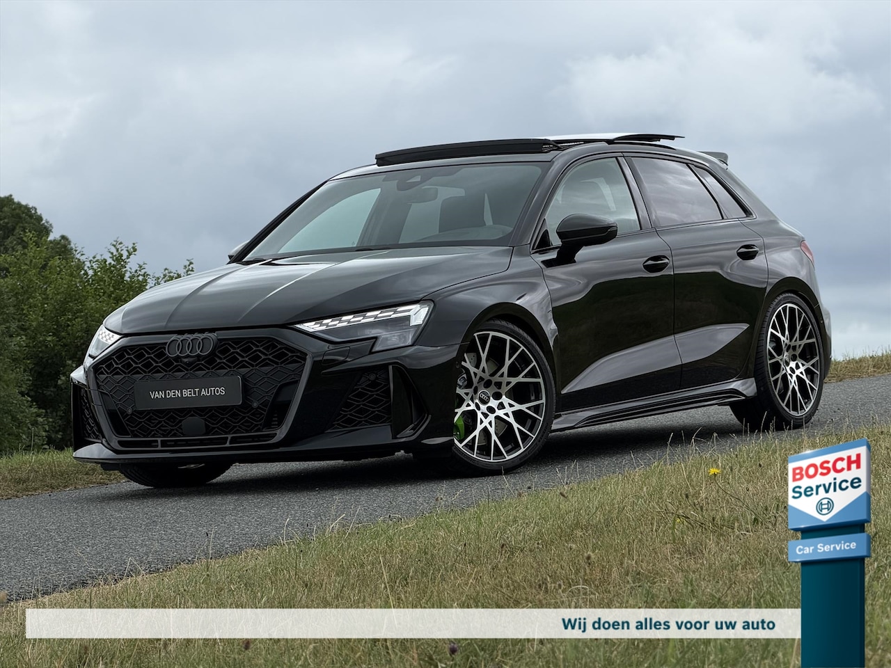 Audi RS3 - 2.5 TFSI 400PK Quattro / Pano / Head-up / Sonos / Maxton / Memory / Keyless / Carbon / Sfe - AutoWereld.nl